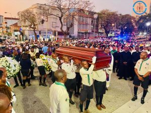 Missa de Corpo Presente de Sua Eminência Dom Alexandre Cardeal do Nascimento é Presidida por Dom António Bengui, Bispo Auxiliar de Luanda